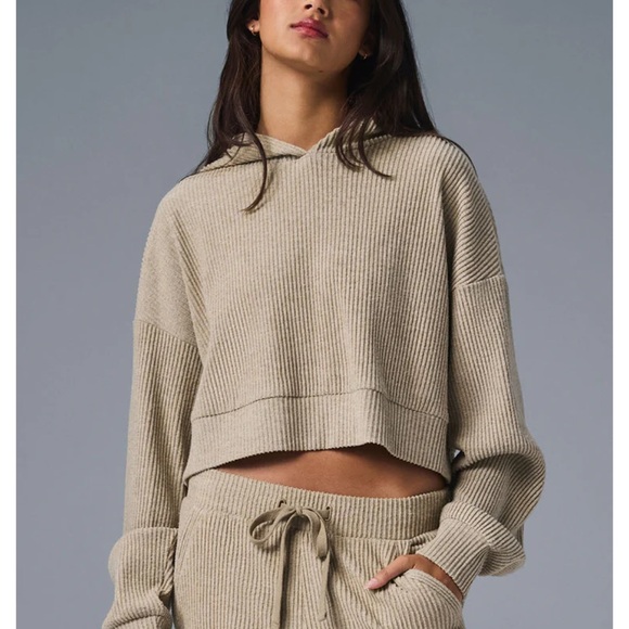 Alo Muse Sweatpant and Hoodie in Gravel Heather - Picture 3 of 8